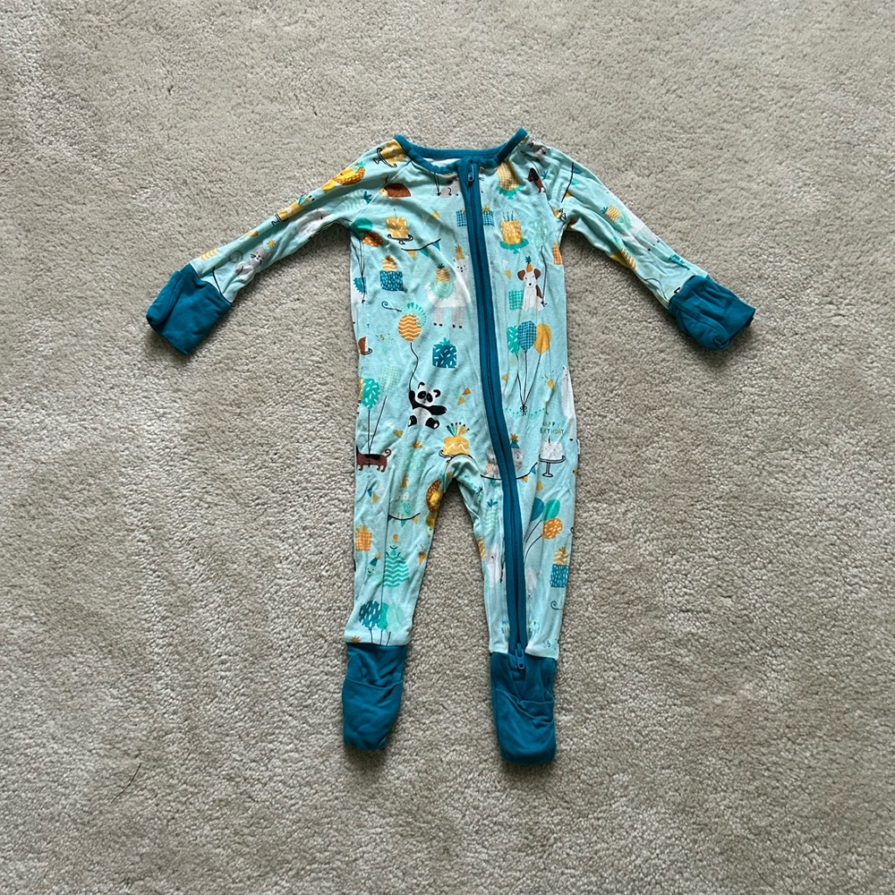 Little Sleepies 0-3 month zippy